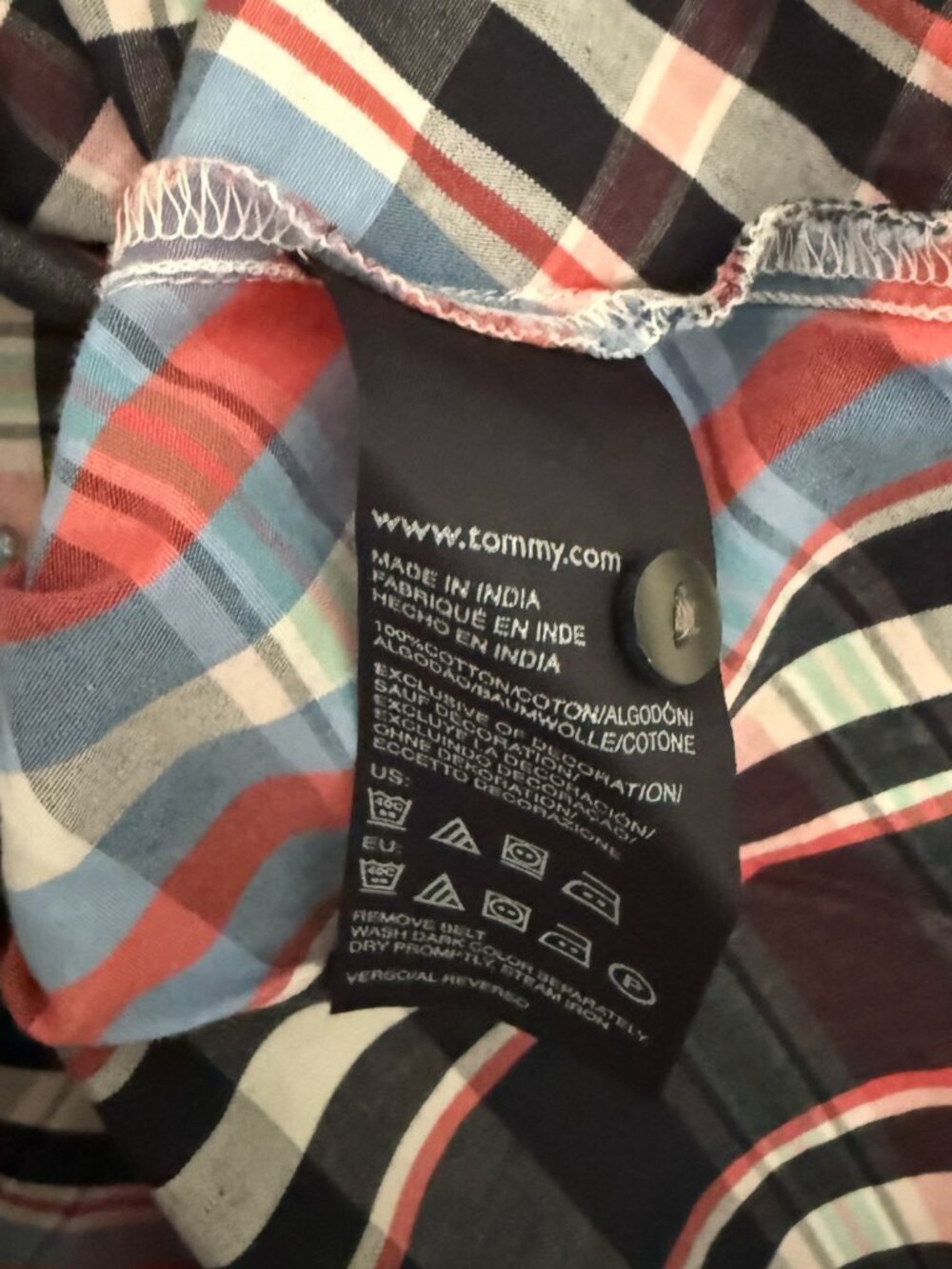Tommy Hilfiger - Plaid Pattern Shirt with Belted Waist - XL - Picture 7 of 7